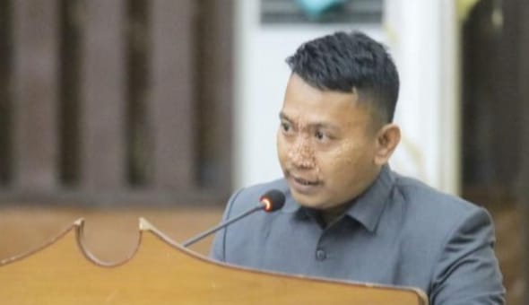 DPRD Dari Fraksi Nasdem Menghimbau Perusahaan Antisipasi Kebakaran di Pemukiman Penduduk. Dan hutan.