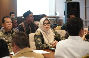 Temui Maruarar Sirait, Bupati Dillah Kejar Program Rumah Rakyat untuk Tanjab Timur