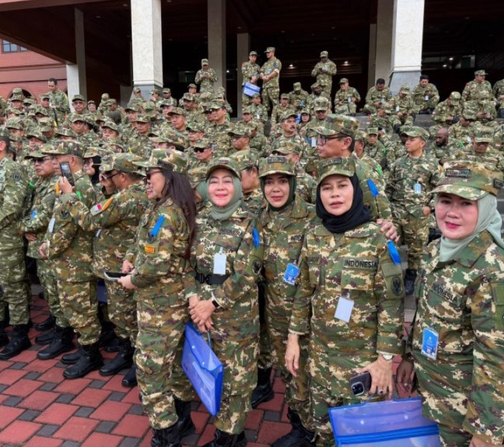 Ketua DPRD Tanjab Timur Hj.Zilawati Perkuat Kapasitas Kepemimpinan Di Akmil Magelang.