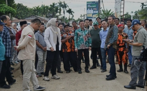 Bupati Dan Wabup Tanjab Timur Dampingi Anggota Komisi V DPR RI Edi Purwanto